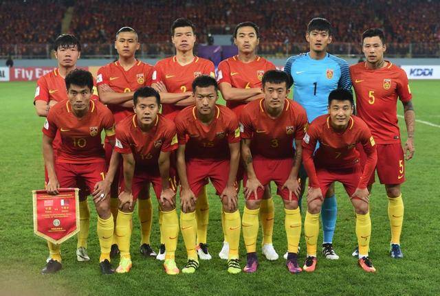 先后以球员和教练身份征战世界杯，科曼是范巴斯滕后第一人（球员与教练双重身份出征世界杯，科曼成范巴斯滕后首人）